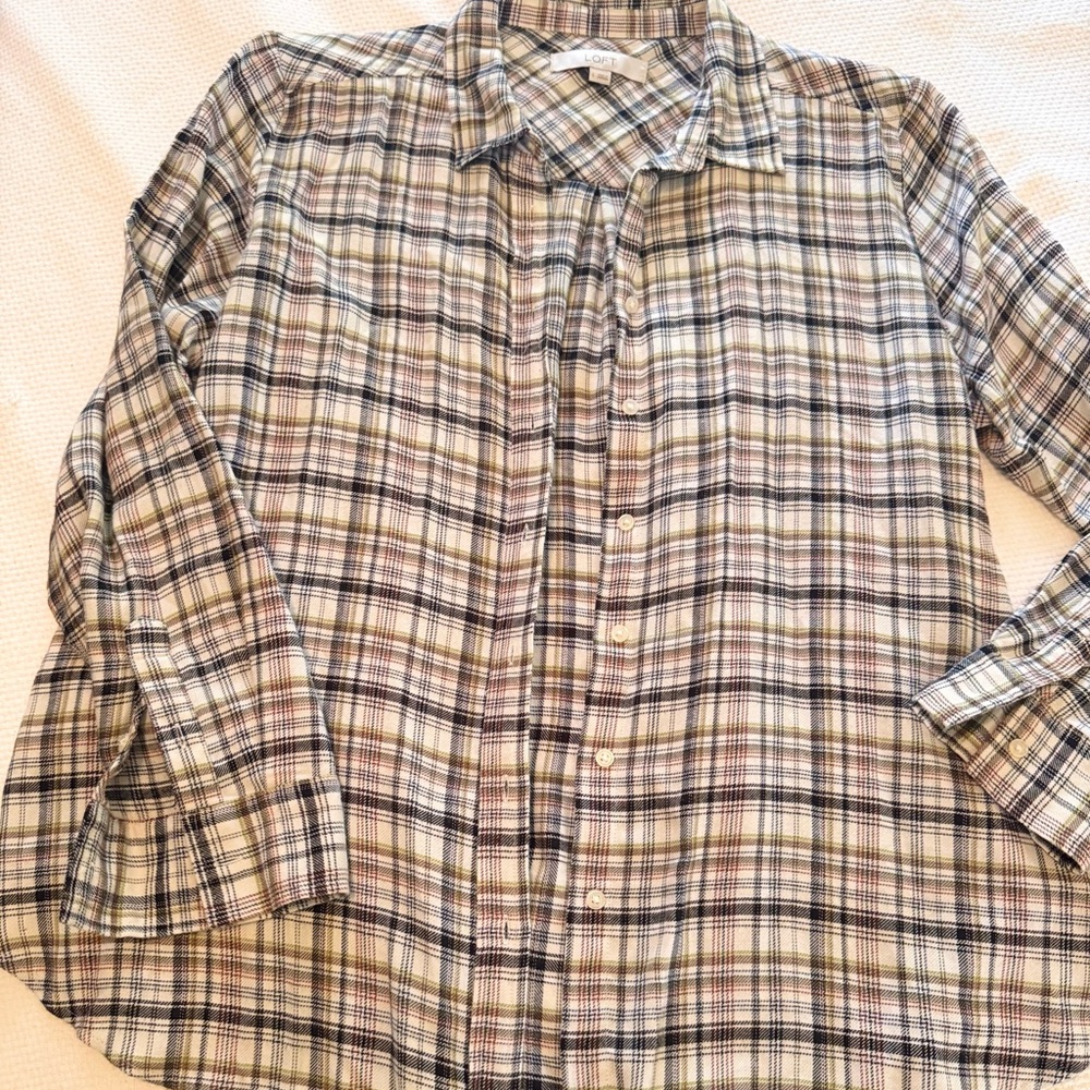 LOFT Plaid Button-Down Shirt - Picture 4 of 14